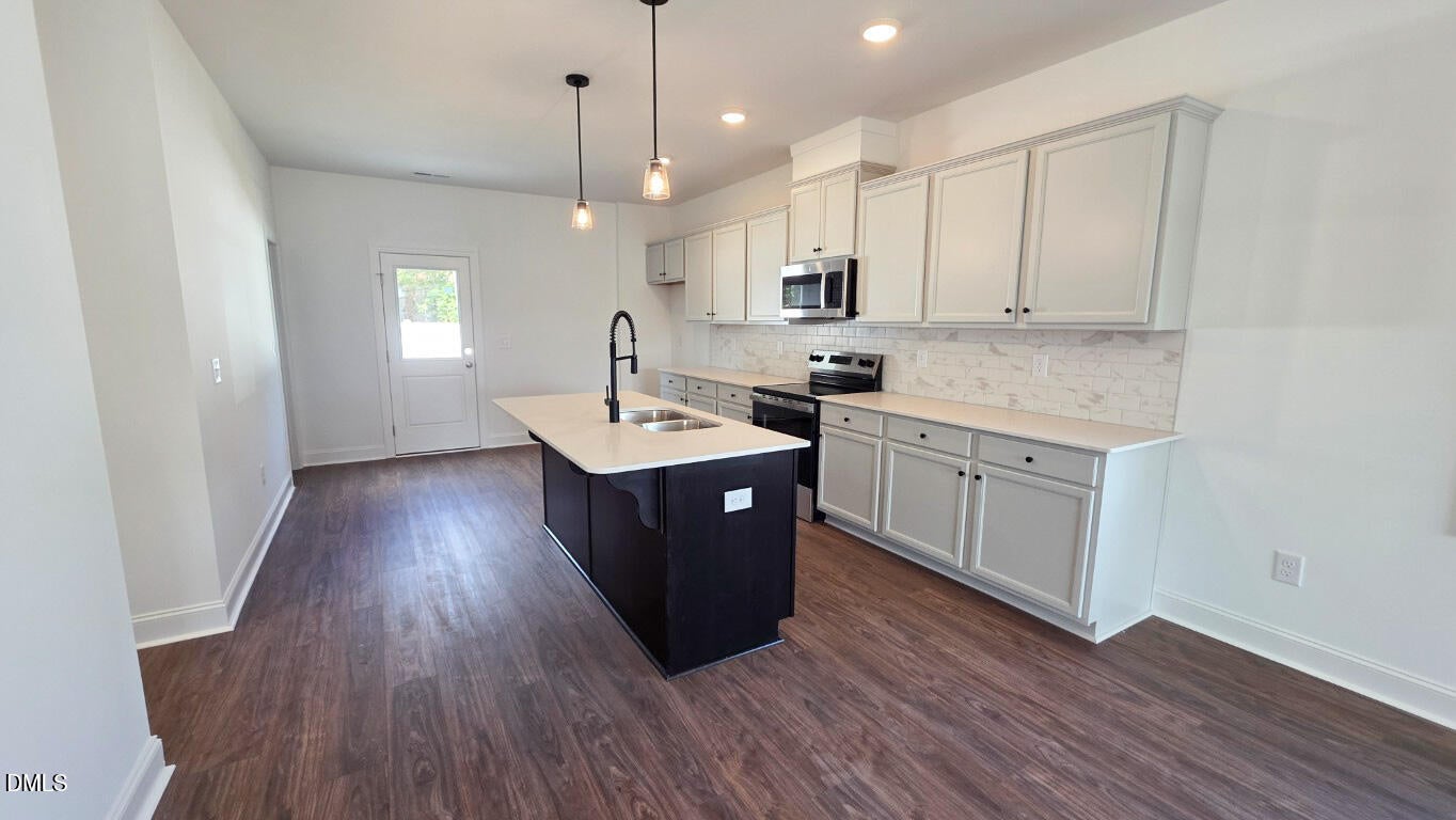 4507 Sweet Williams Lane