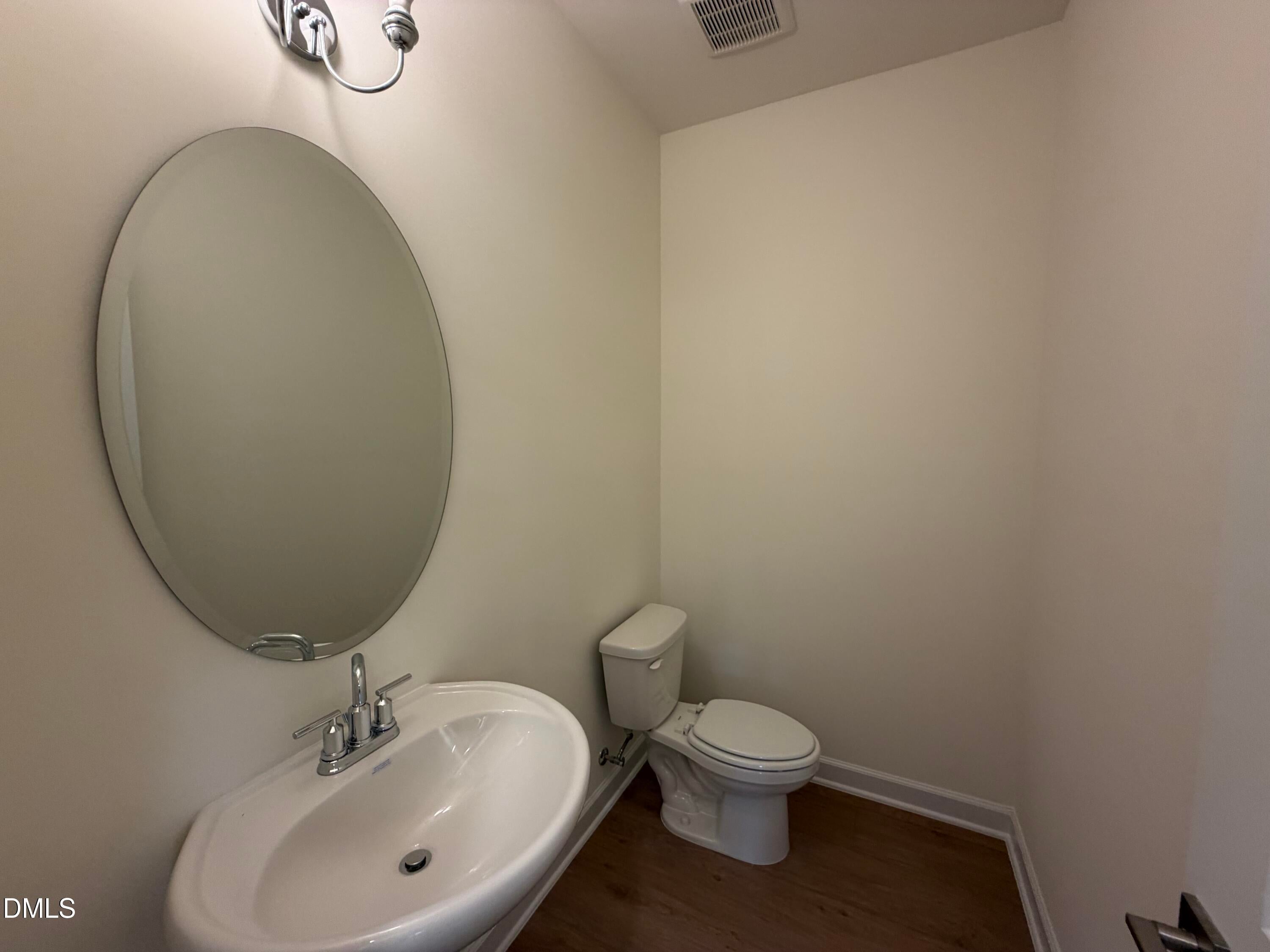 828 Diana Victoria Court
