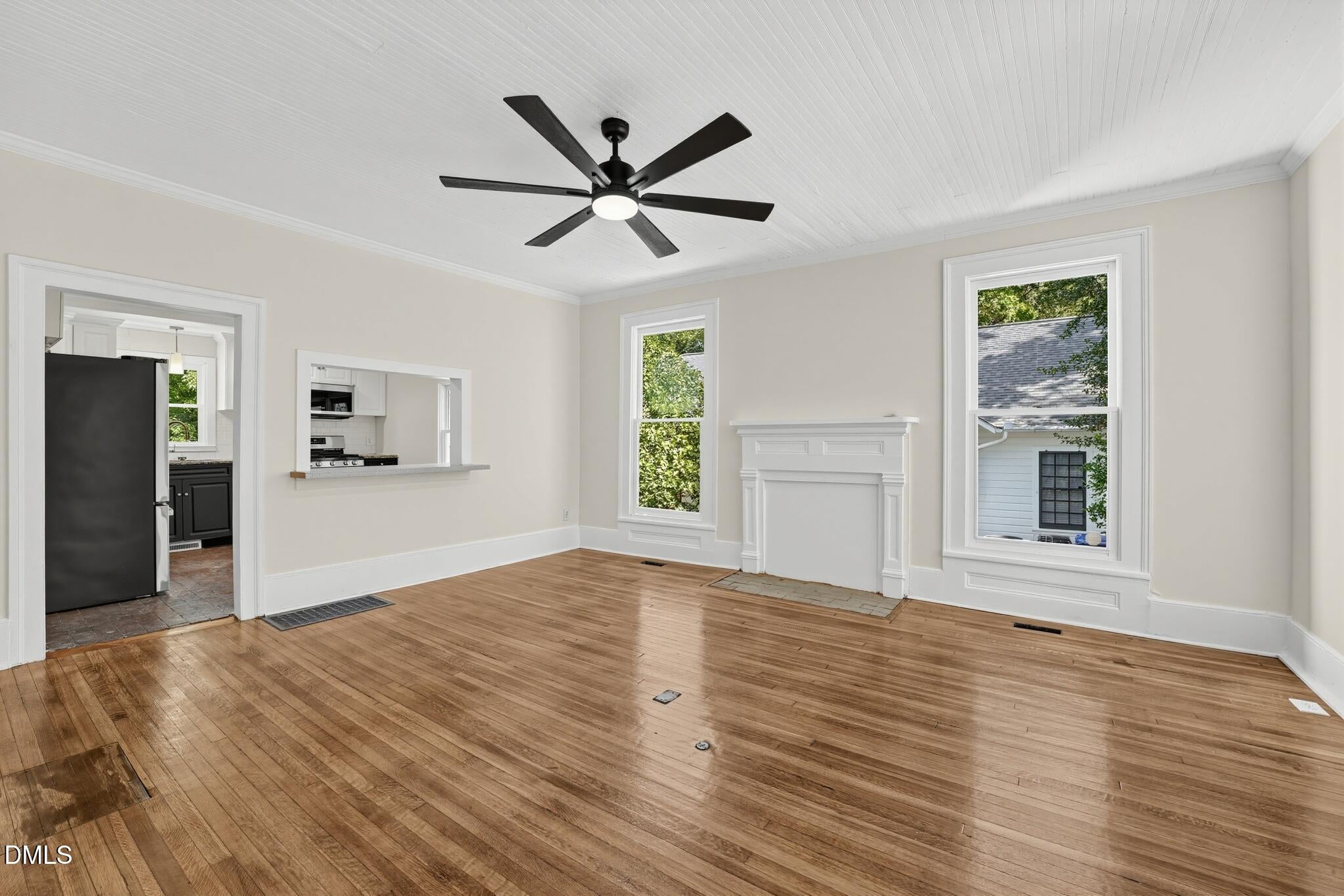 303 E Rosemary Street