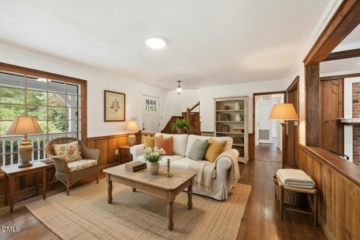 8704 Danbury Circle