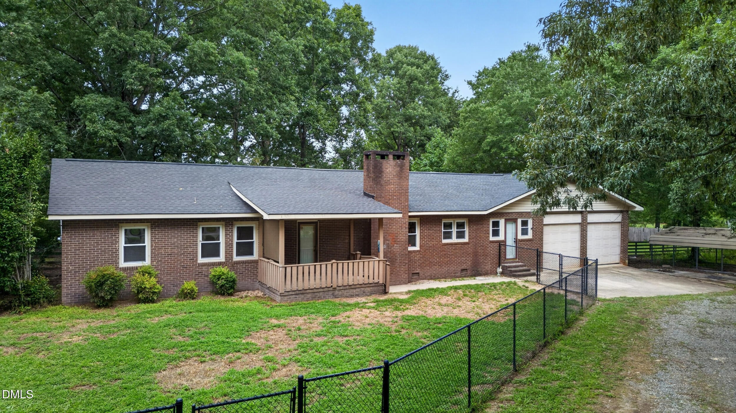 1400 Clyde Underwood Road