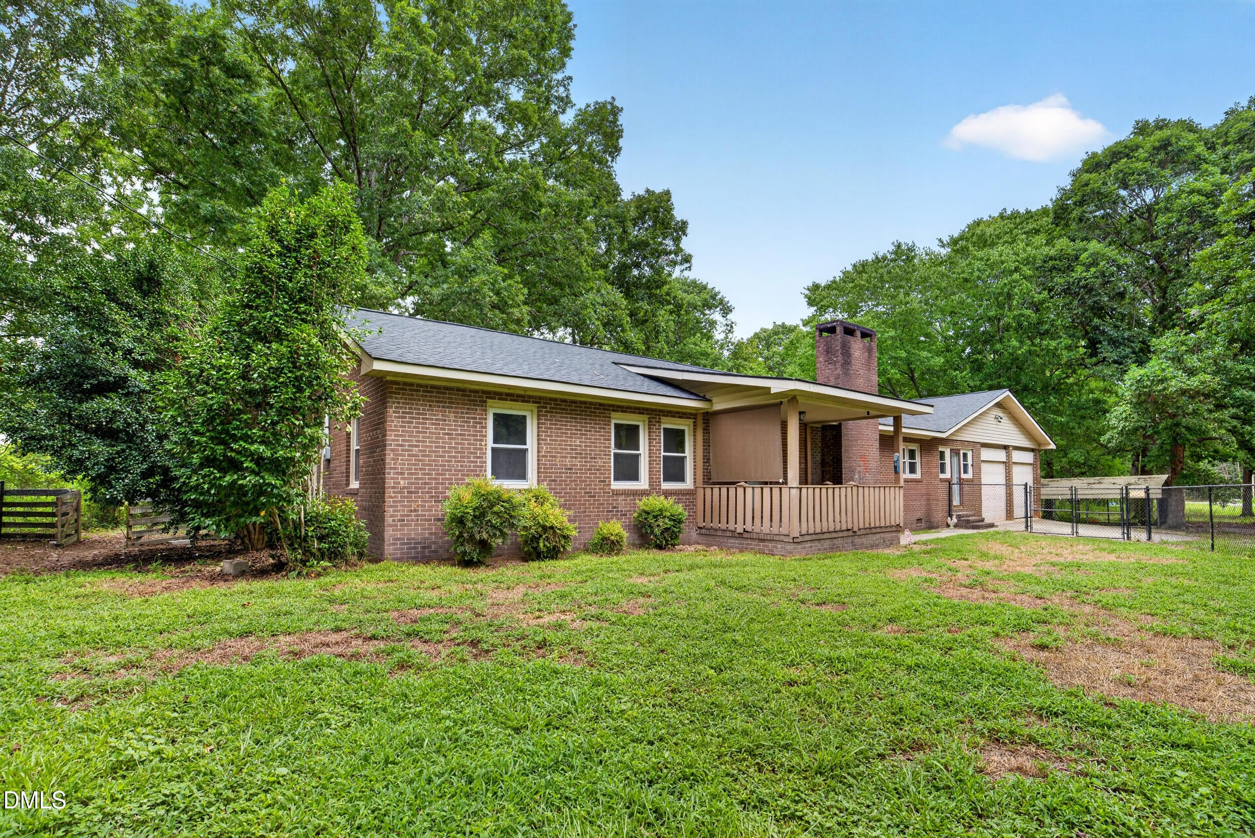 1400 Clyde Underwood Road