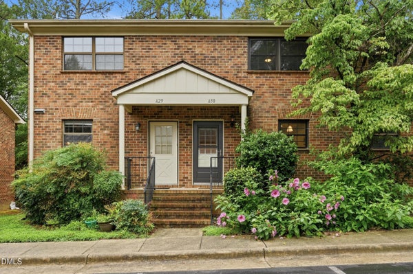 105 FIDELITY ST, CARRBORO, NC 27510 - Image 3fea2c48399ef349f3841b1030e2f0df/2678020607