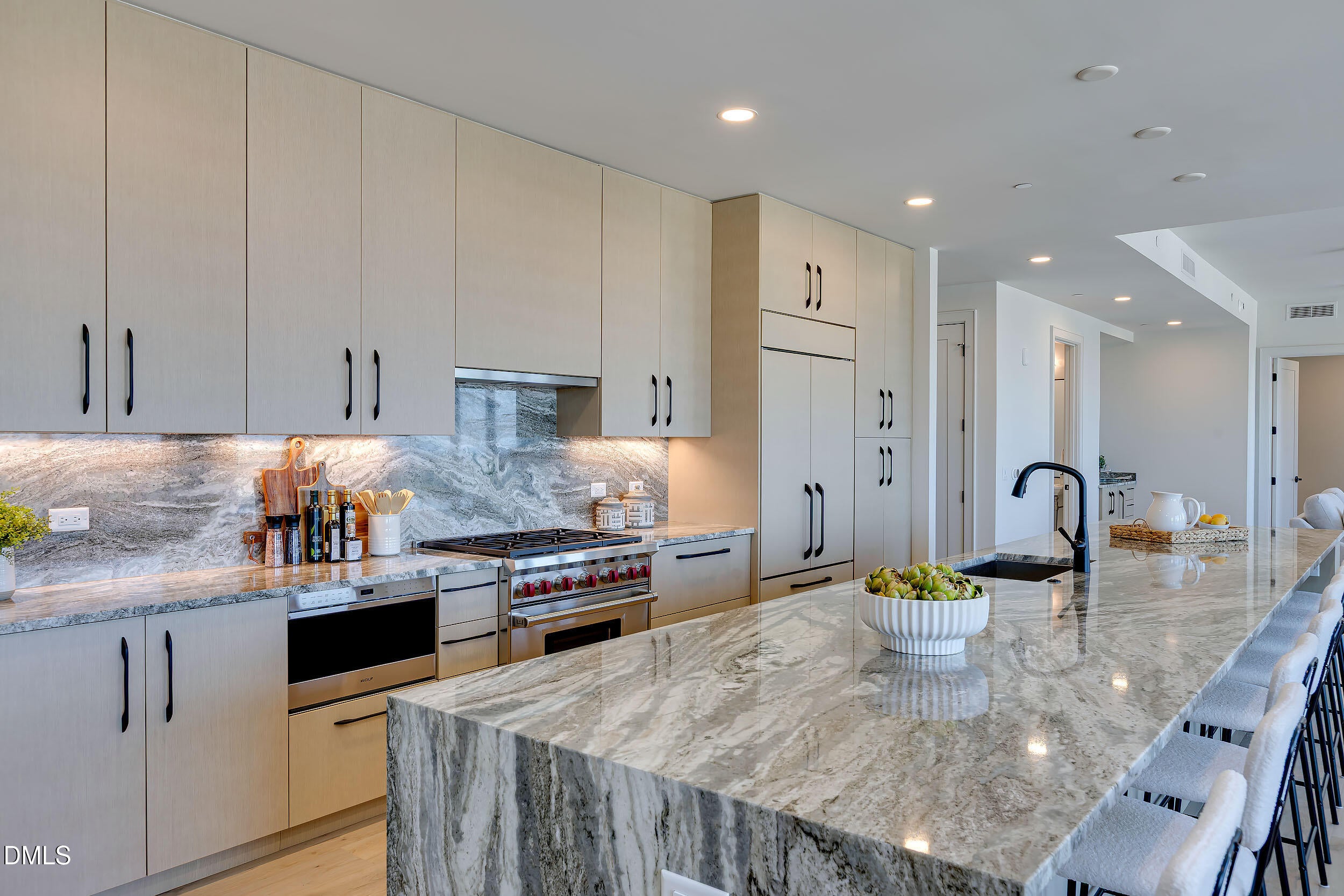 115 Morris Street 2304