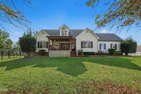 Photo of 31 Water Oak Drive, Smithfield, NC 27577 (MLS # 10192946)