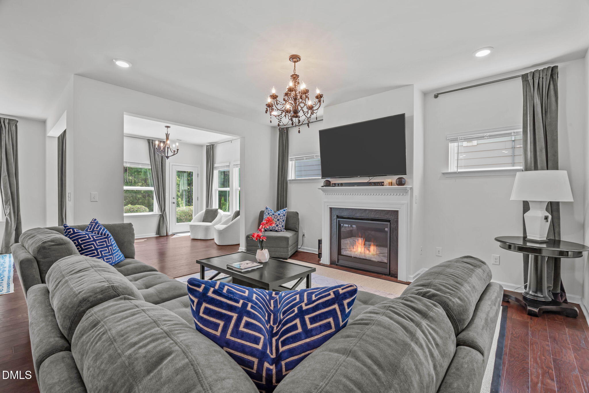 529 Oaks End Drive