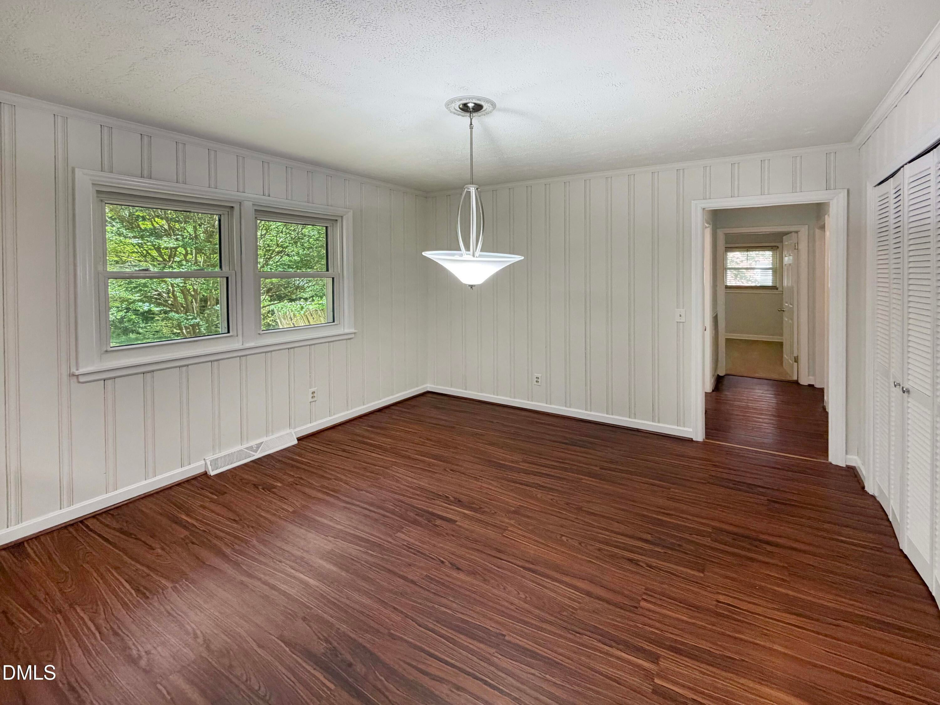 108 W Dogwood Drive