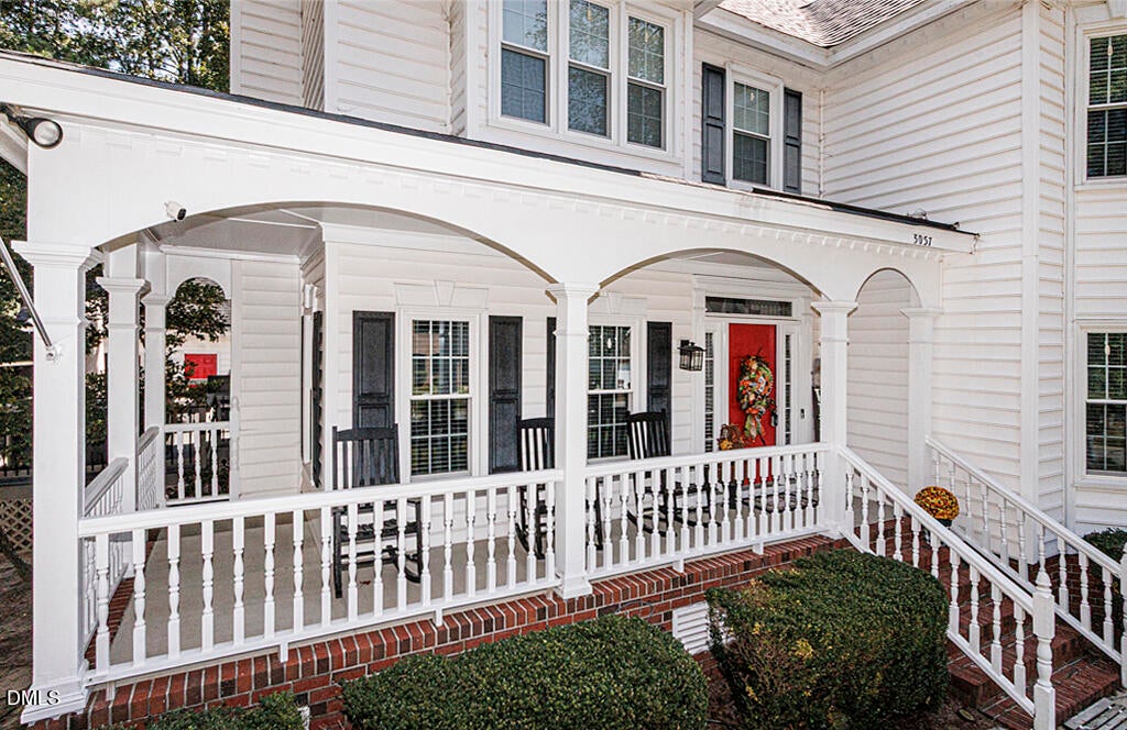 3057 Woods Walk Way