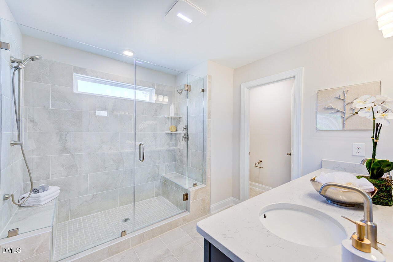 1737 Clydner Drive