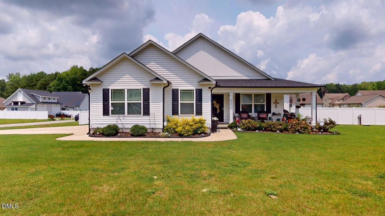 41 River Banks Drive