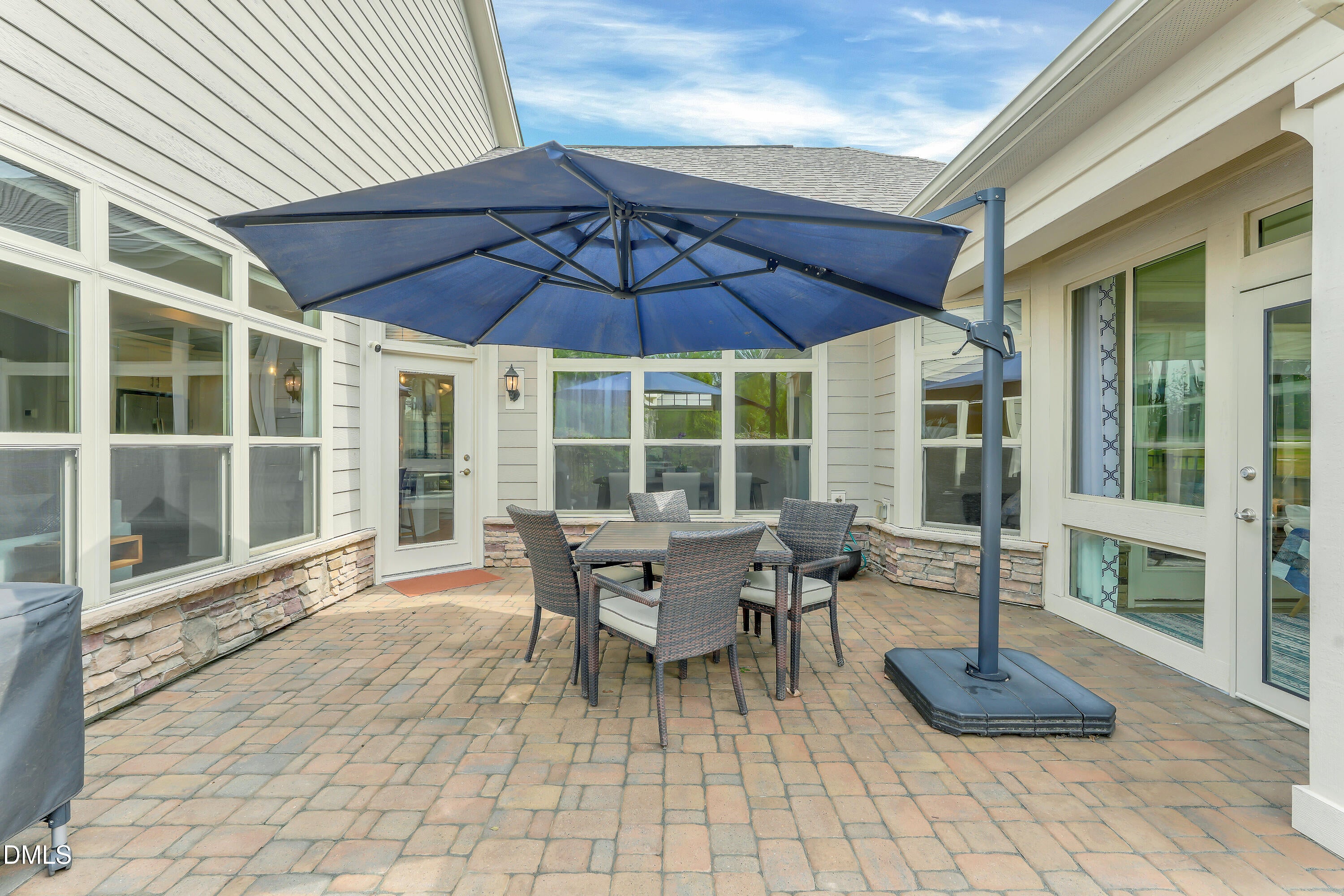 100 Chenette Court