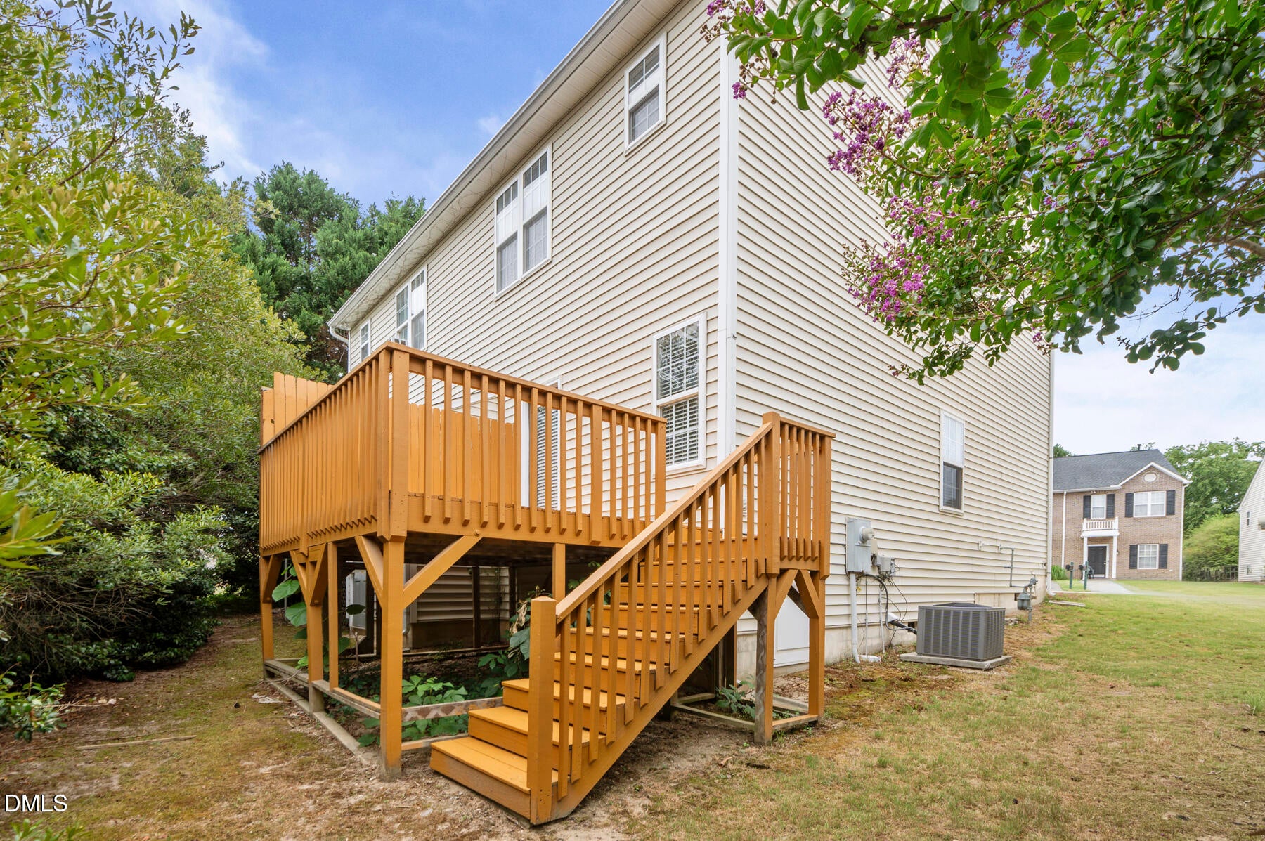 2533 Bay Harbor Drive