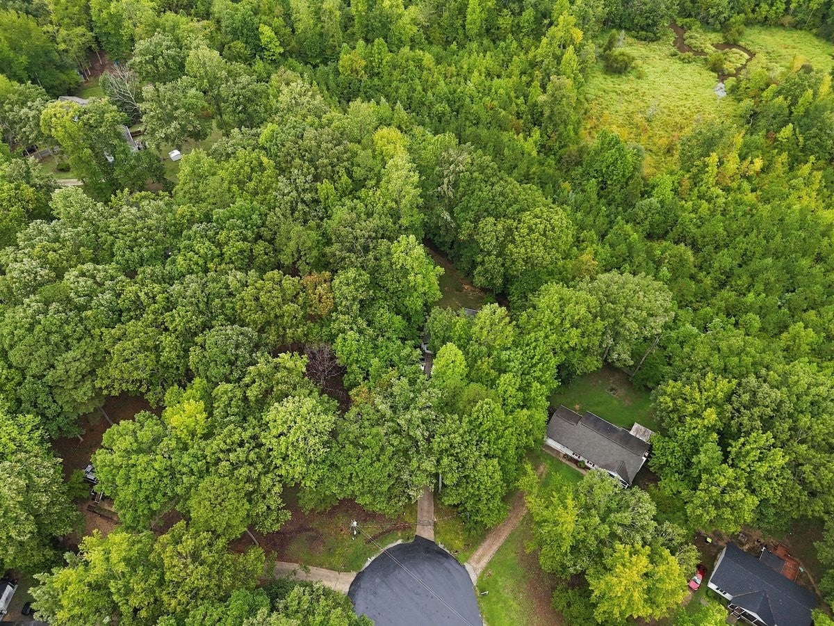 340 Thornwood Lane