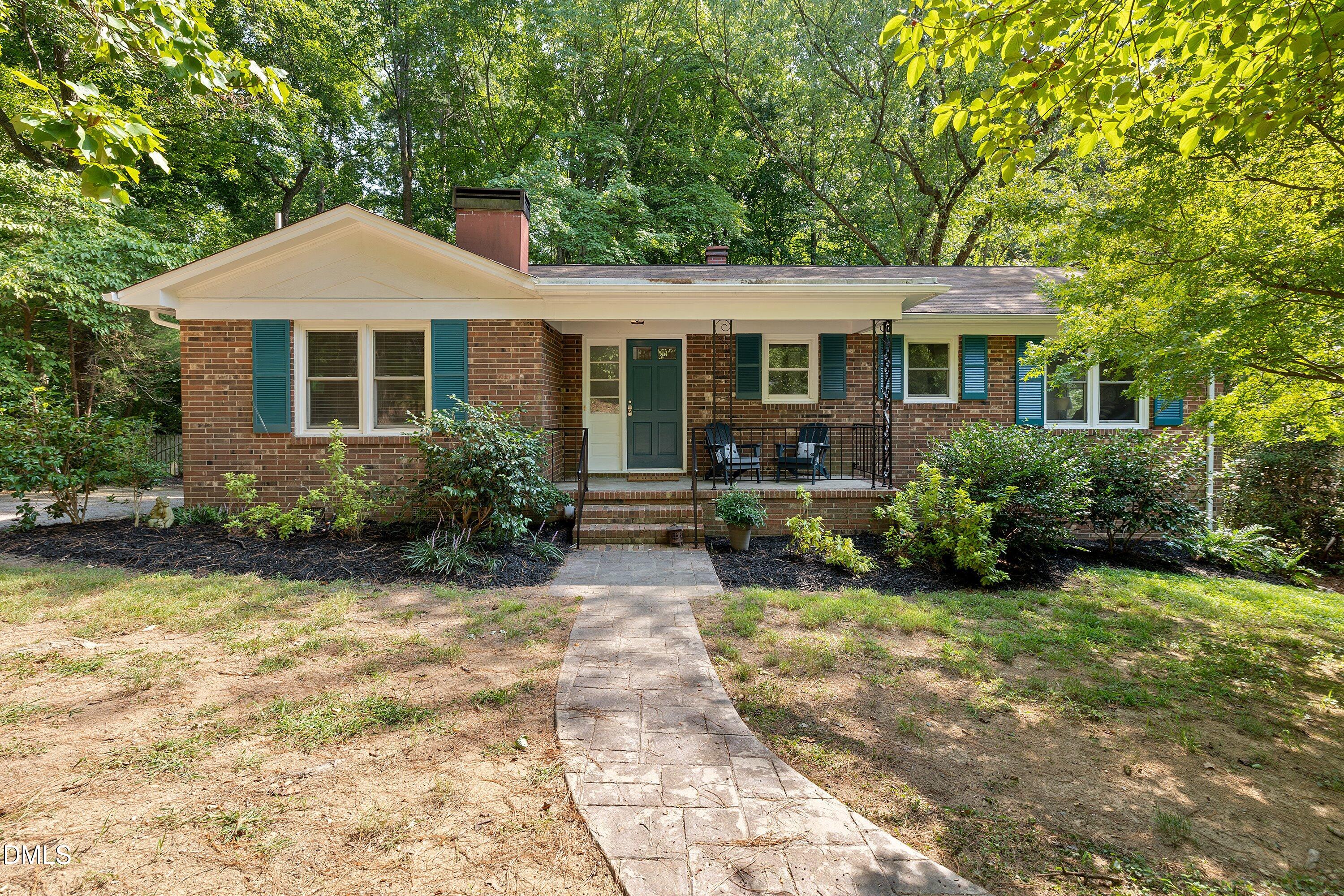 105 Lexington Road