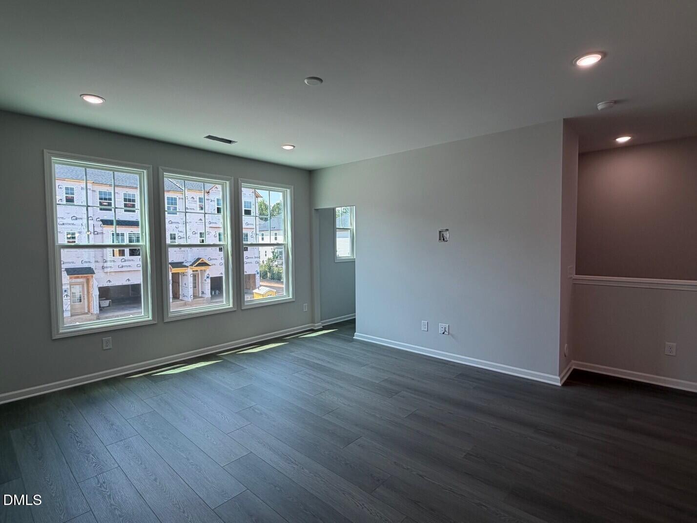 9039 Hazy Jade Way