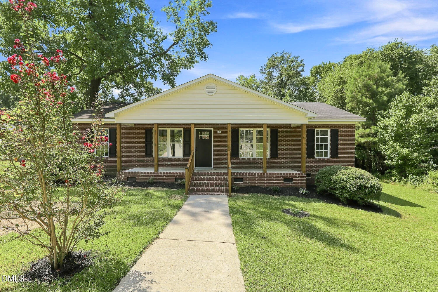 408 Crestview Street