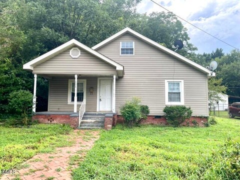 Photo of 628 New Street, Graham, NC 27253 (MLS # 10194077)
