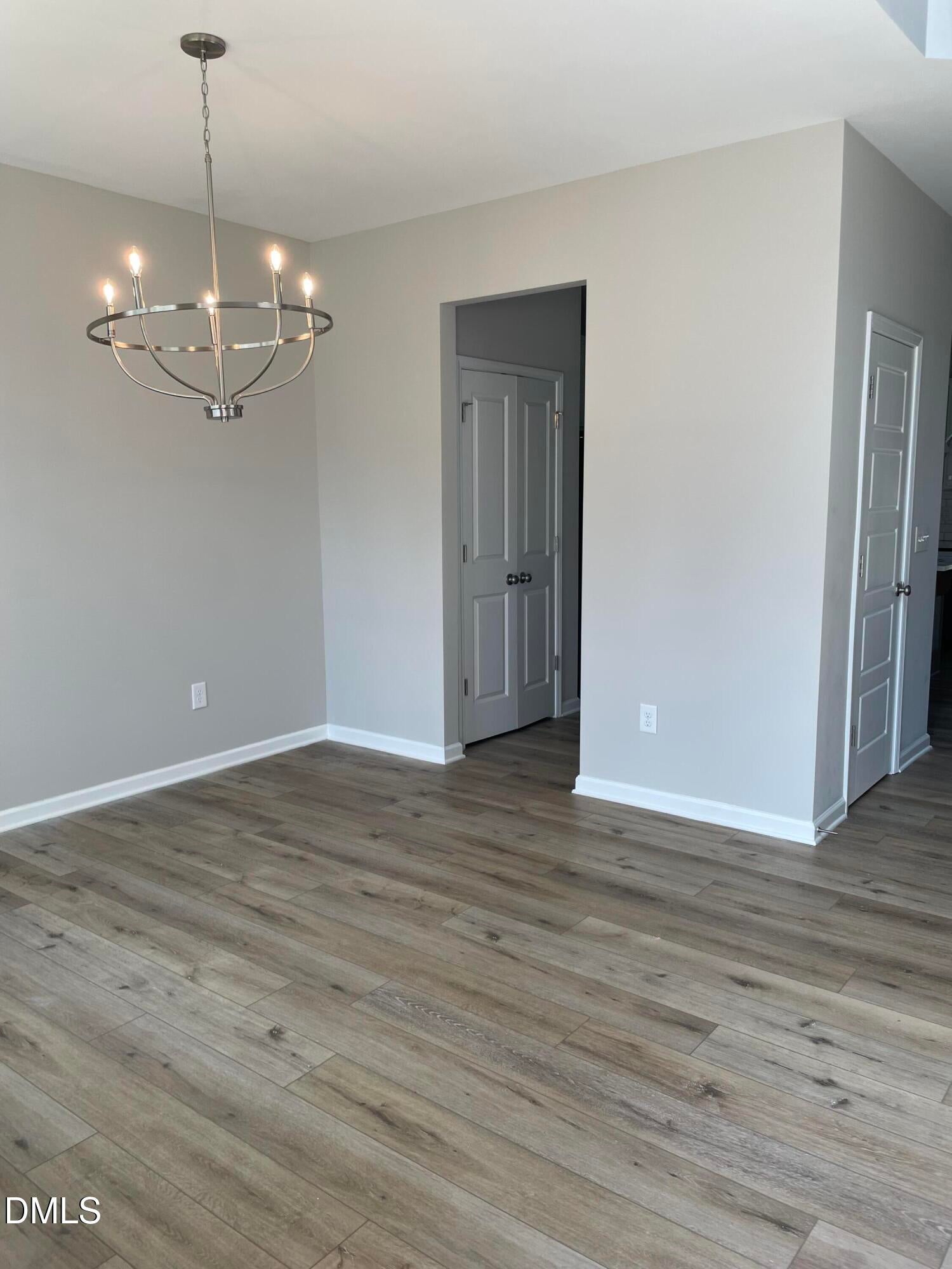 372 Nickleby Way
