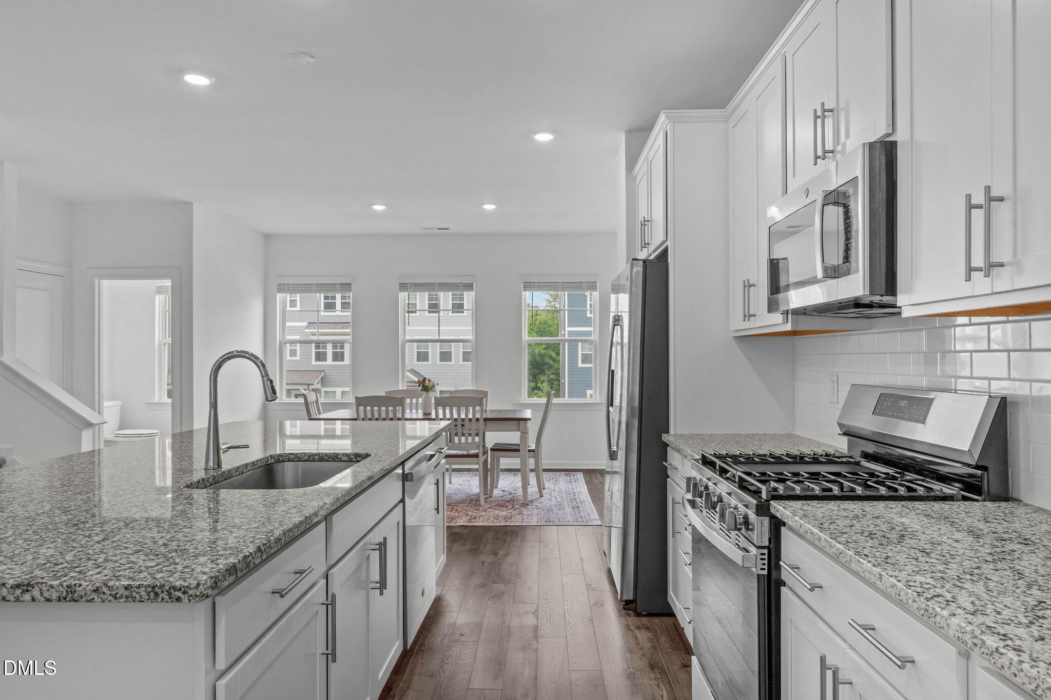 421 Rowe Way