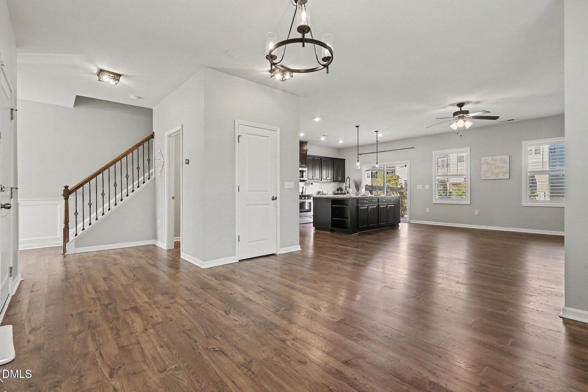 1833 Birdhouse Lane