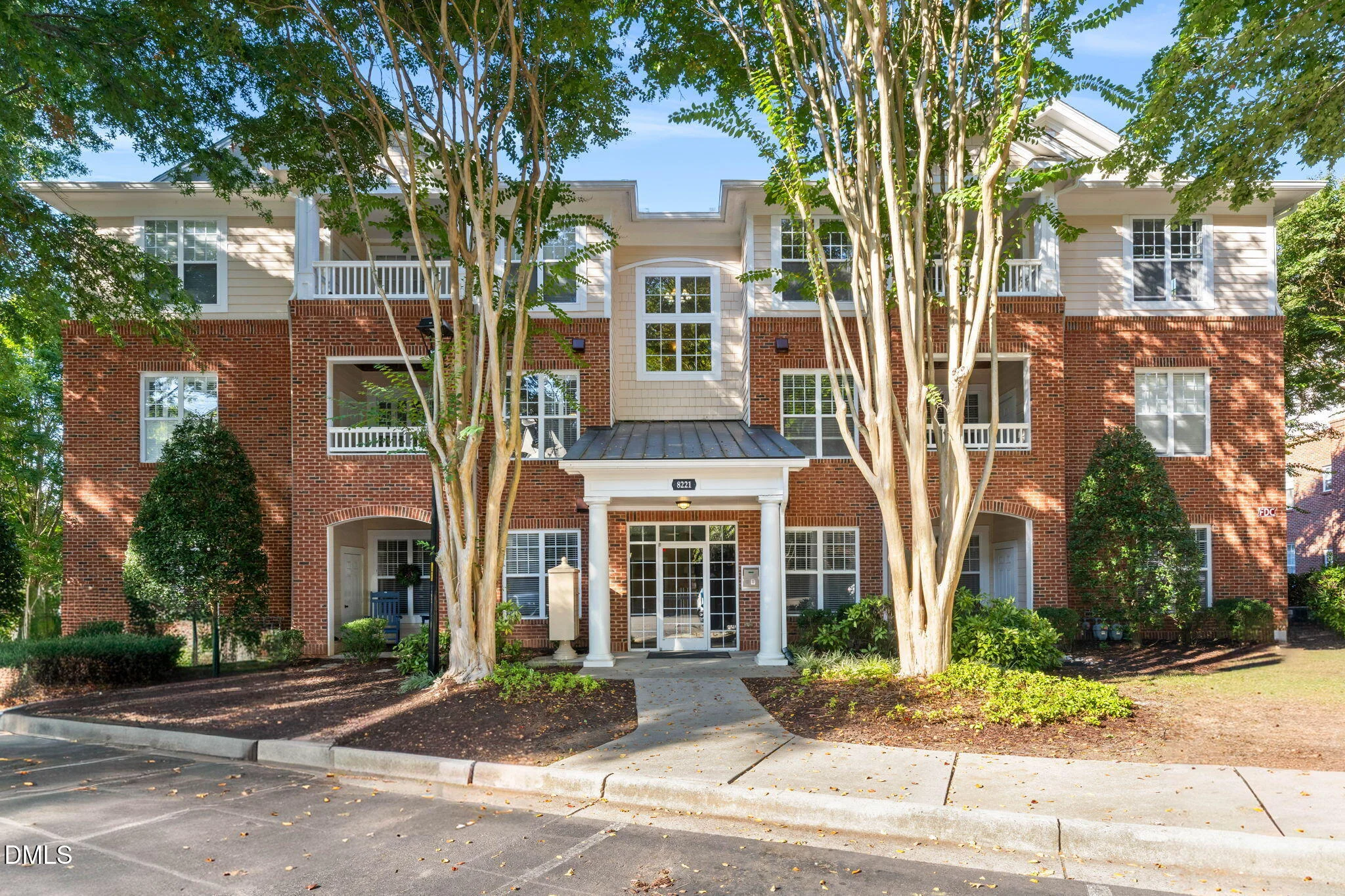 8221 Allyns Landing Way