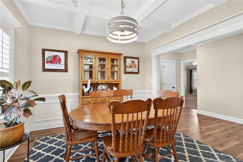 5844 Dottie Circle