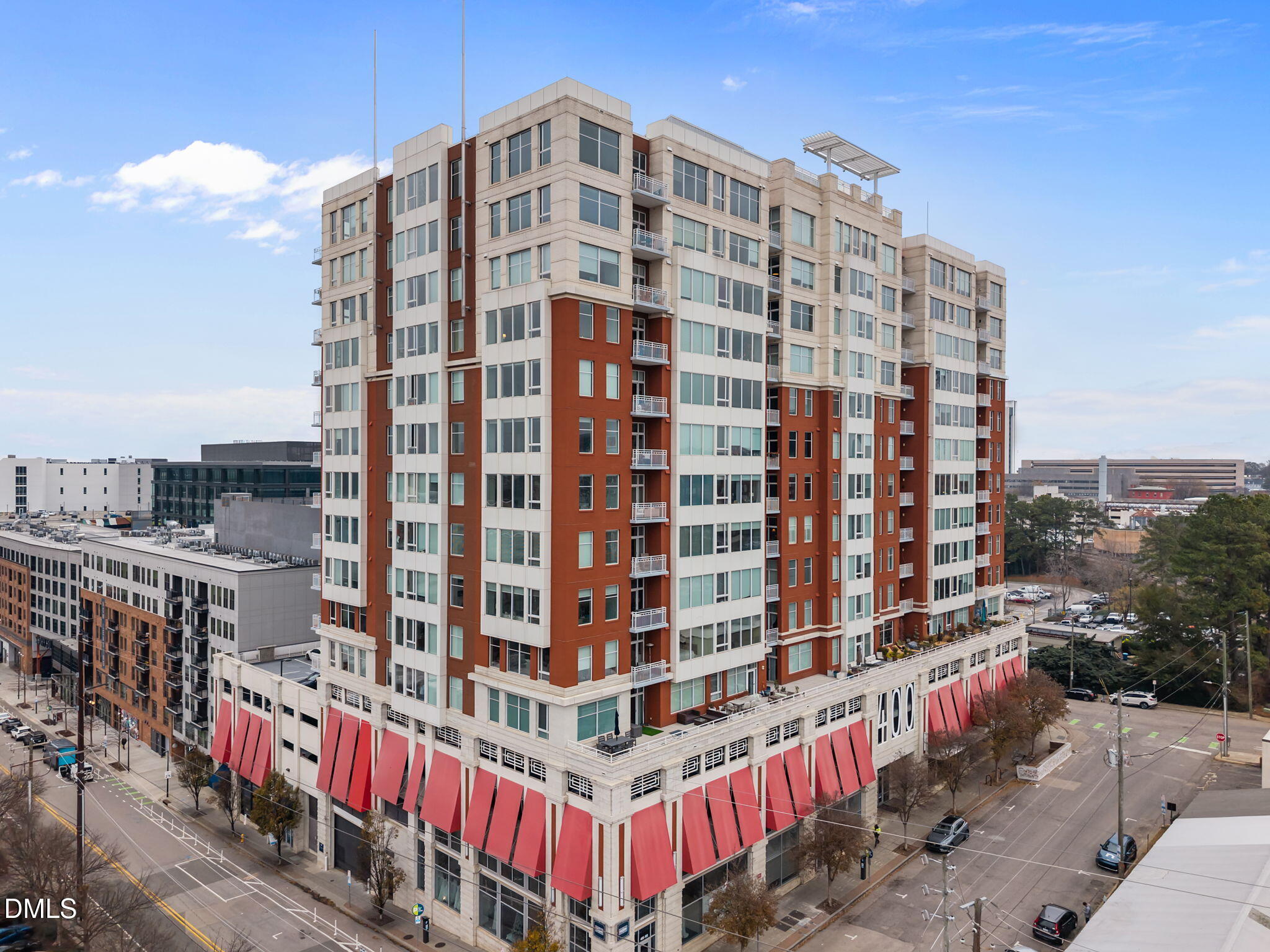400 W North Street 814