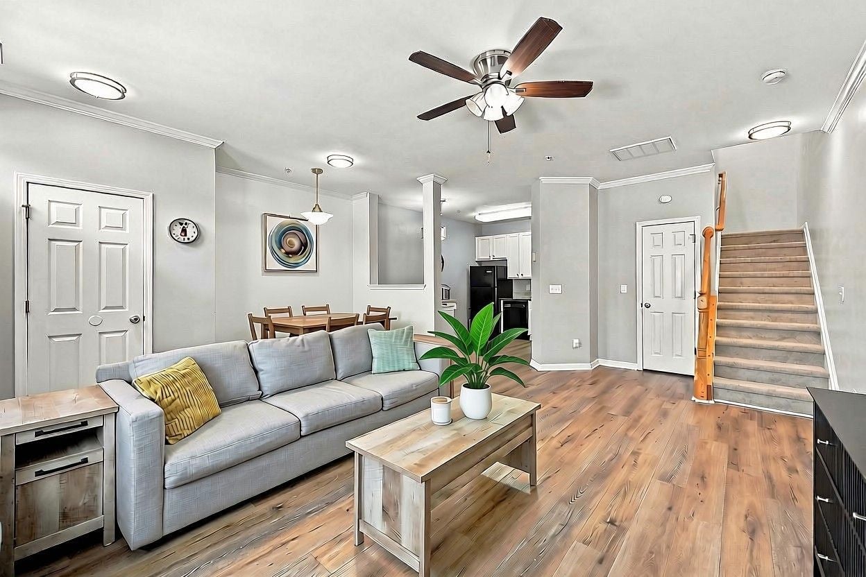 2225 Raven Road 104