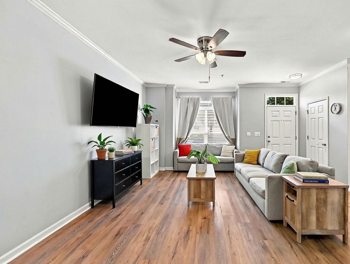 2225 Raven Road 104