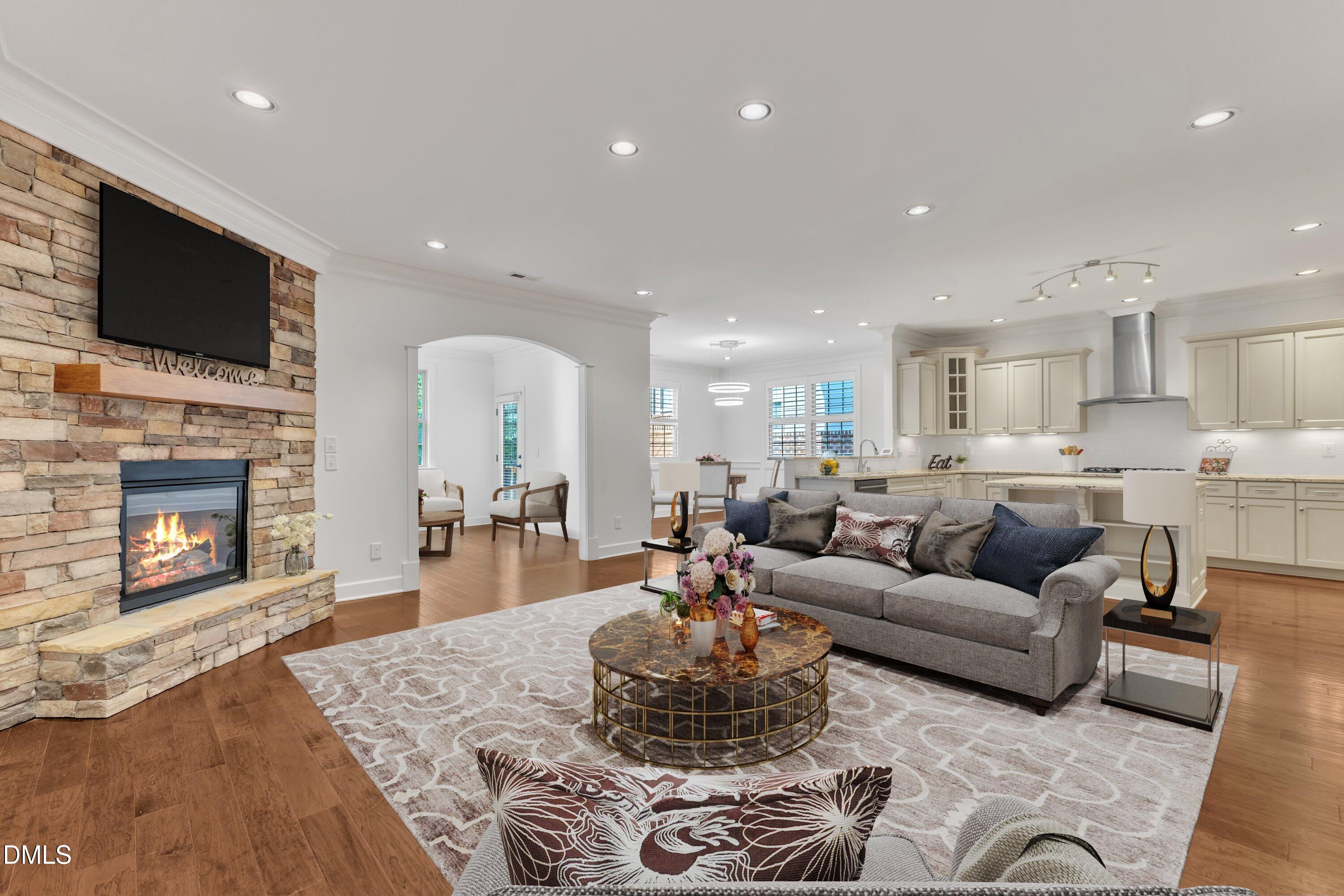 644 Angelica Circle