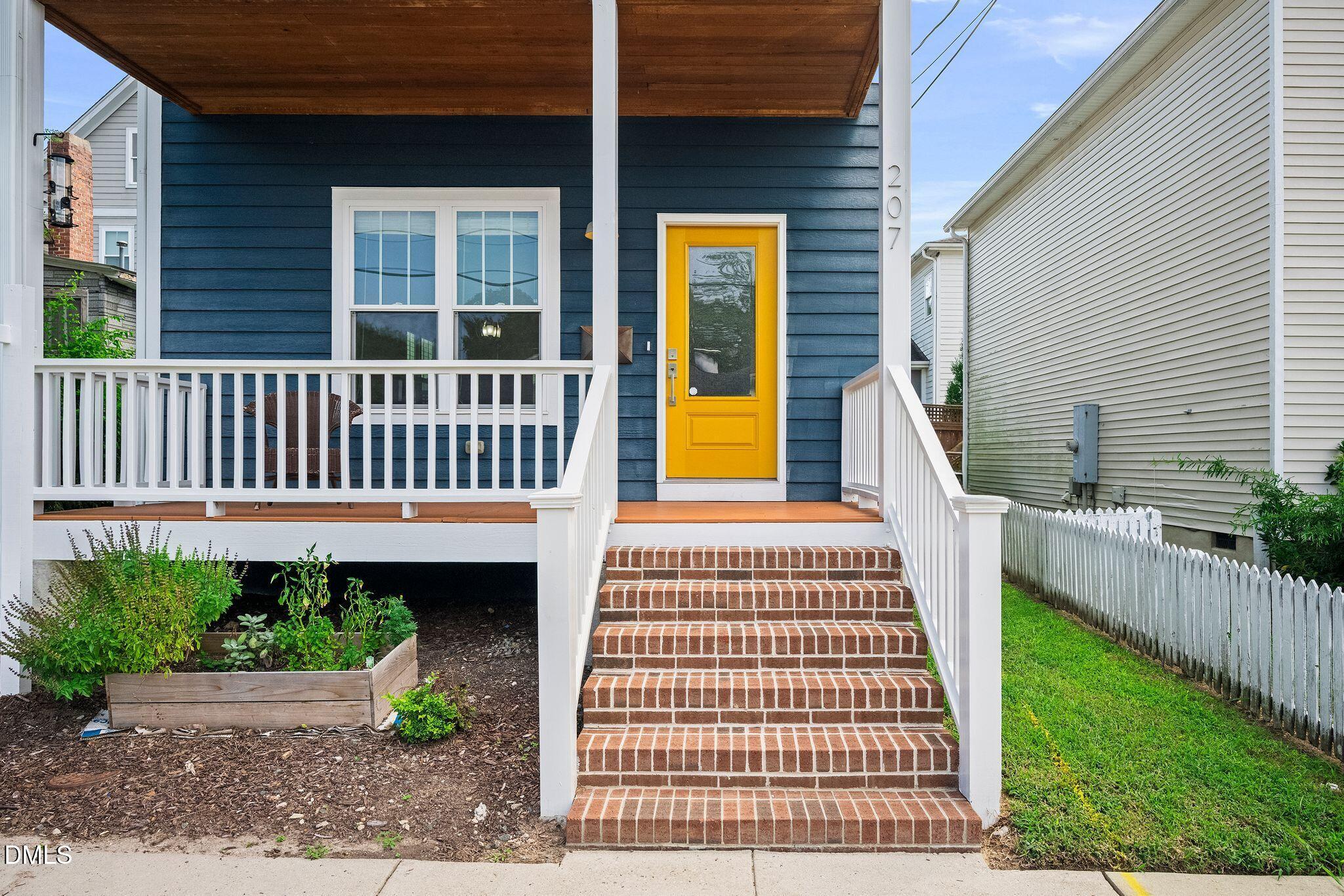 207 Camden Street