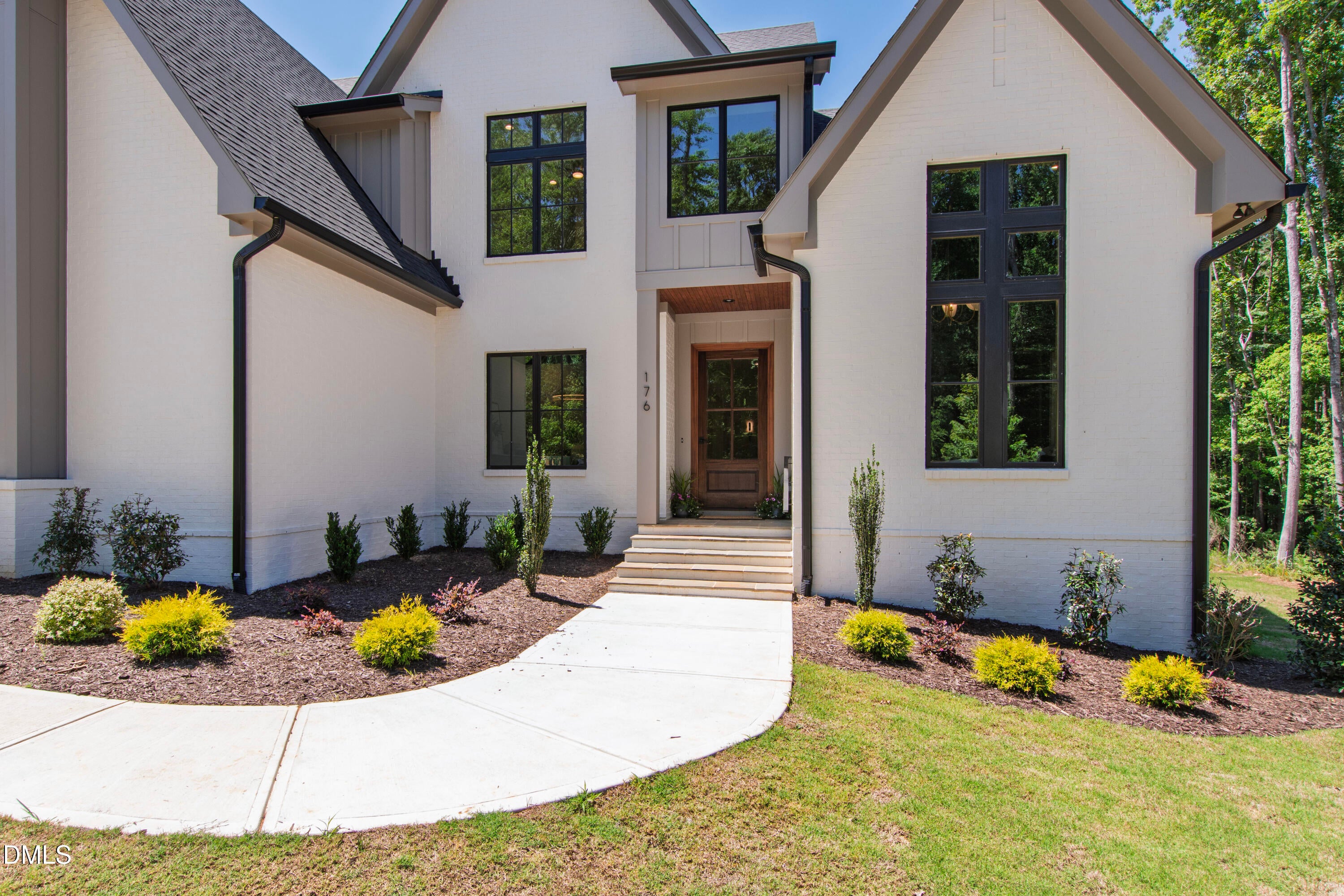 176 Clementine Way