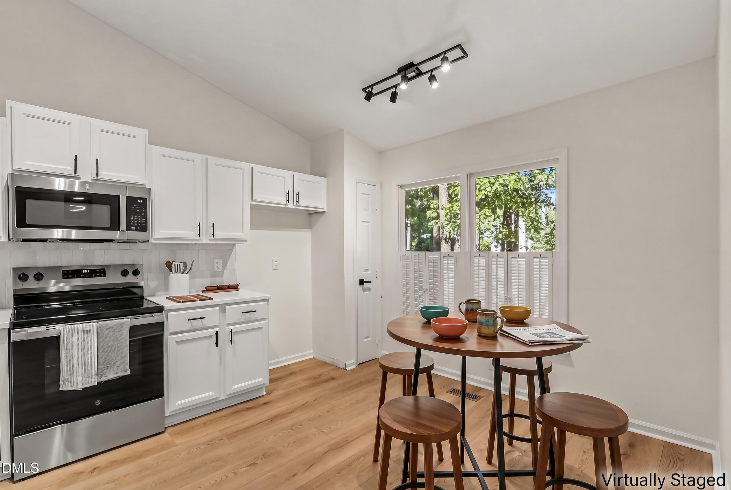 6260 Fountainhead Drive