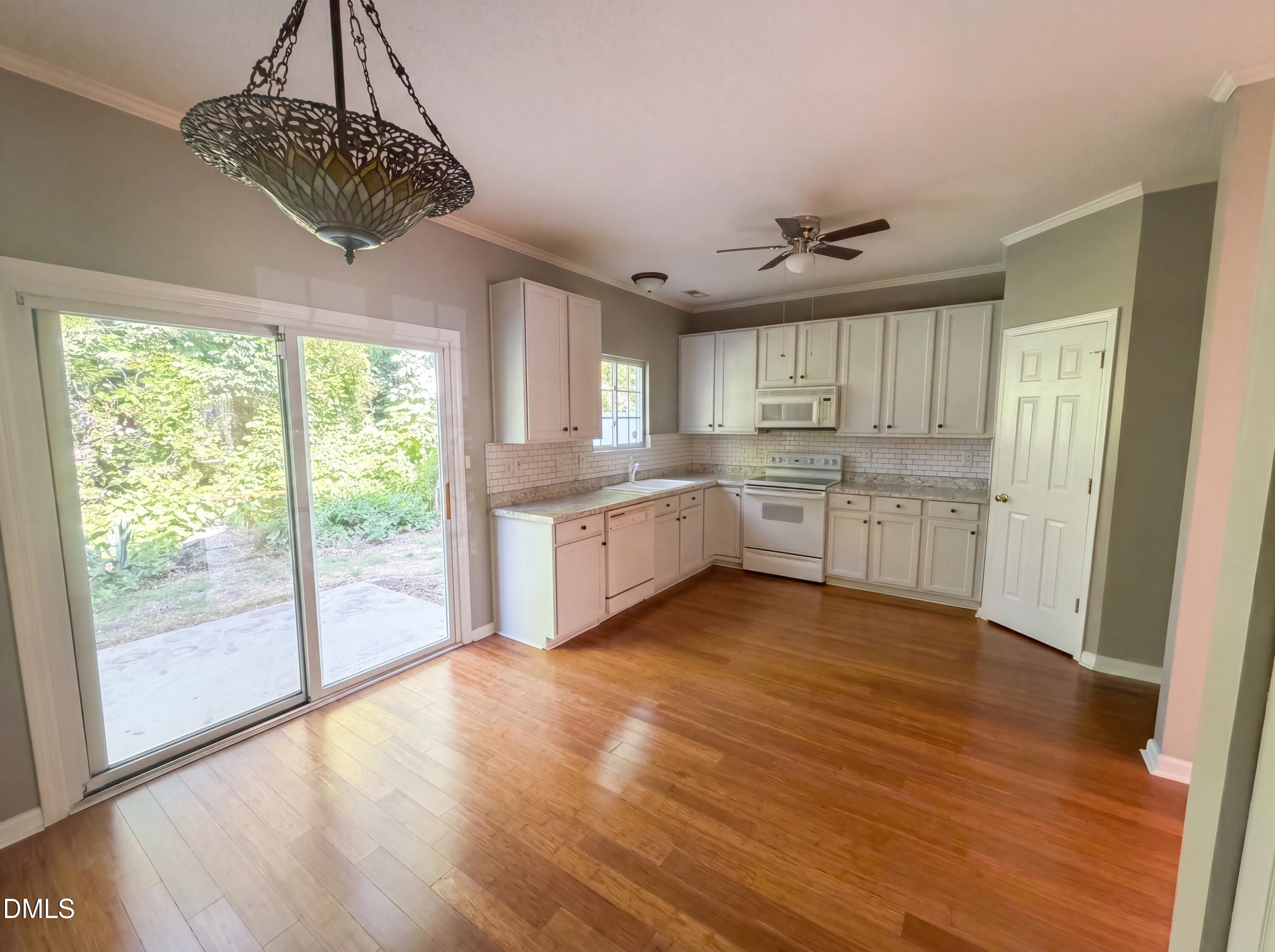 43 Edgebrook Circle