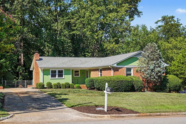 3140 MERRIANNE DR, RALEIGH, NC 27607 - Image 48a39236ffe1c66112b7b38d09c657cc/896848692