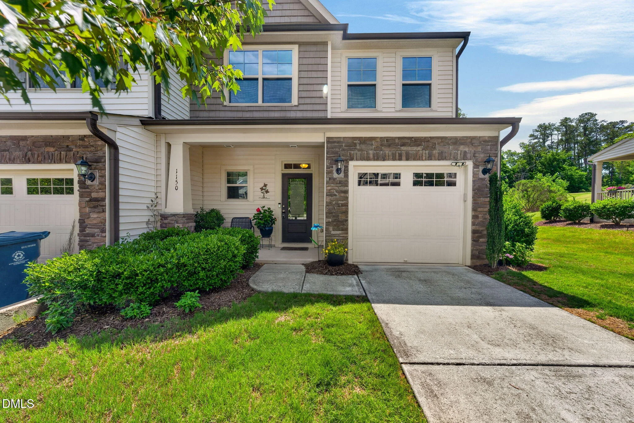 1150 Searstone Court