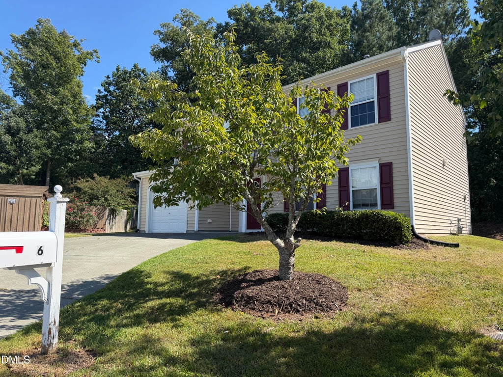 Photo of 6 Stepney Court, Durham, NC 27713 (MLS # 10192390)