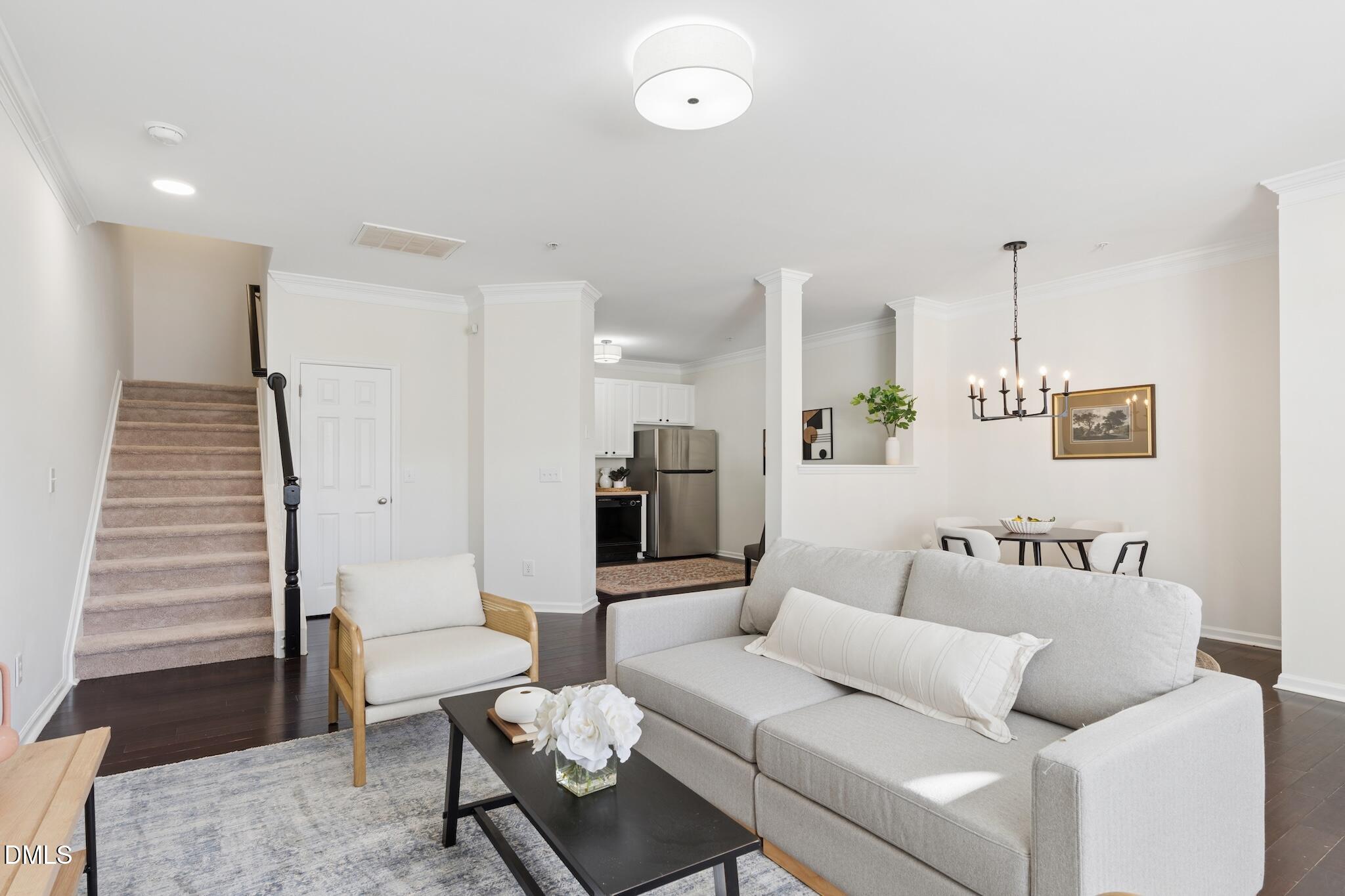 2221 Valley Edge Drive 102