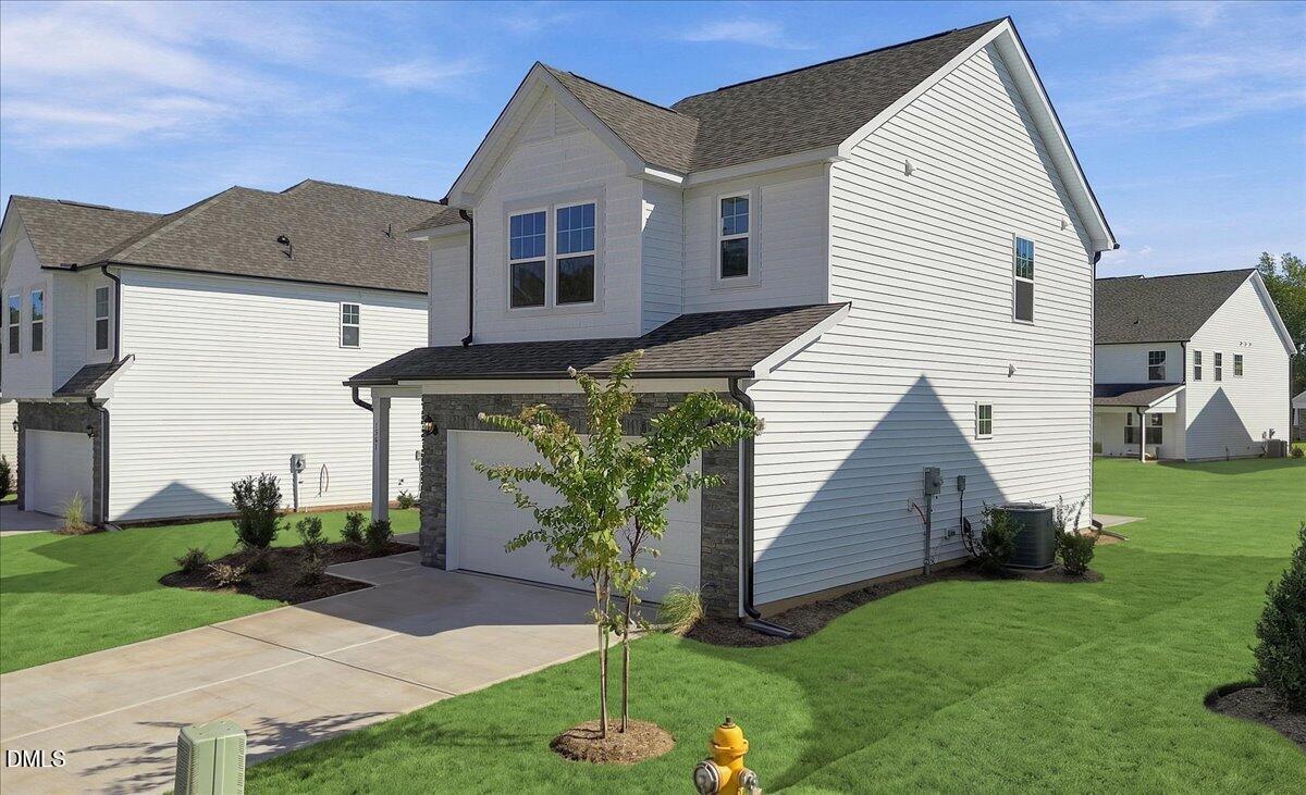 1516 Briar Brook Lane