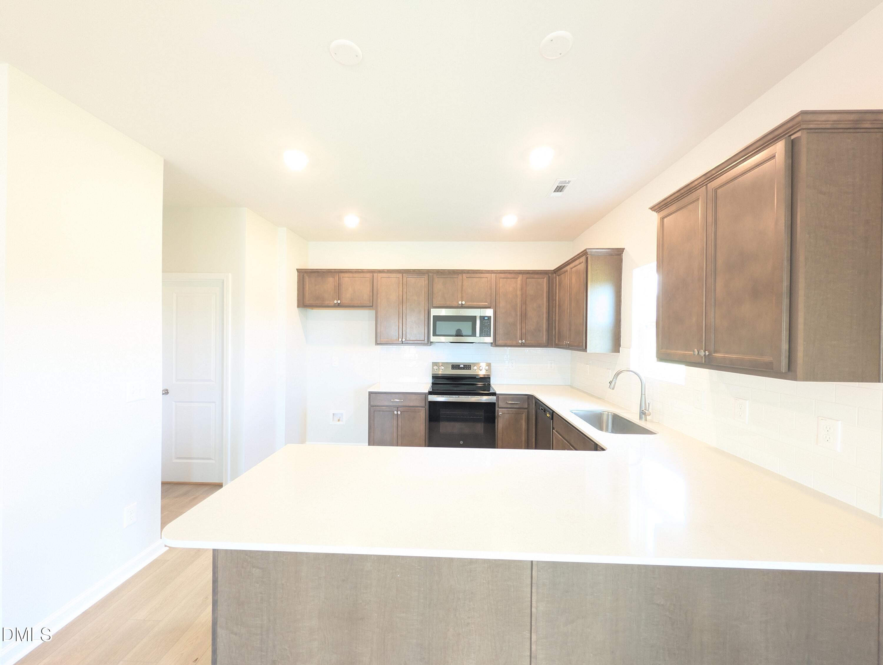 163 Thomas Trail 8