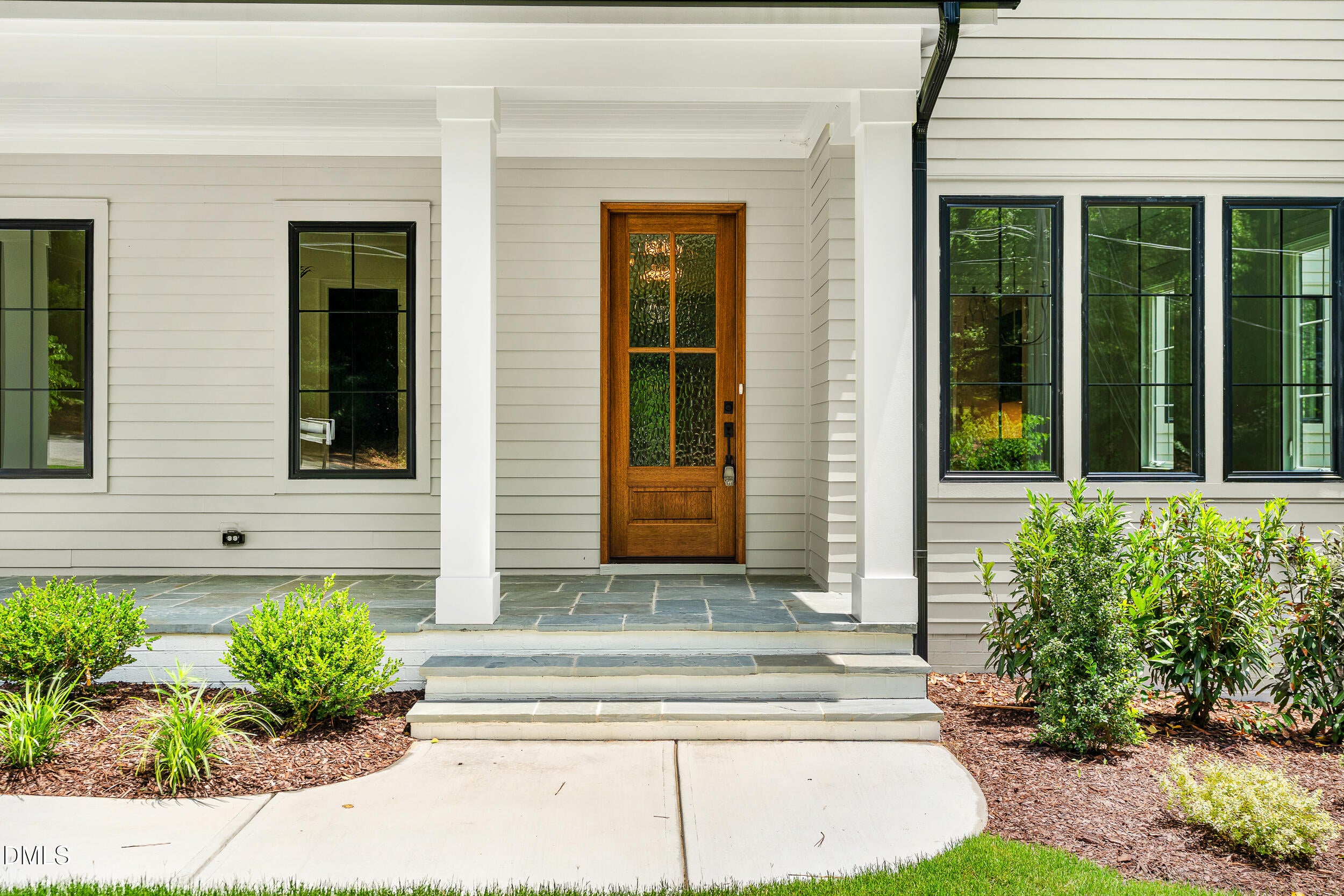 4 Chantilly Place