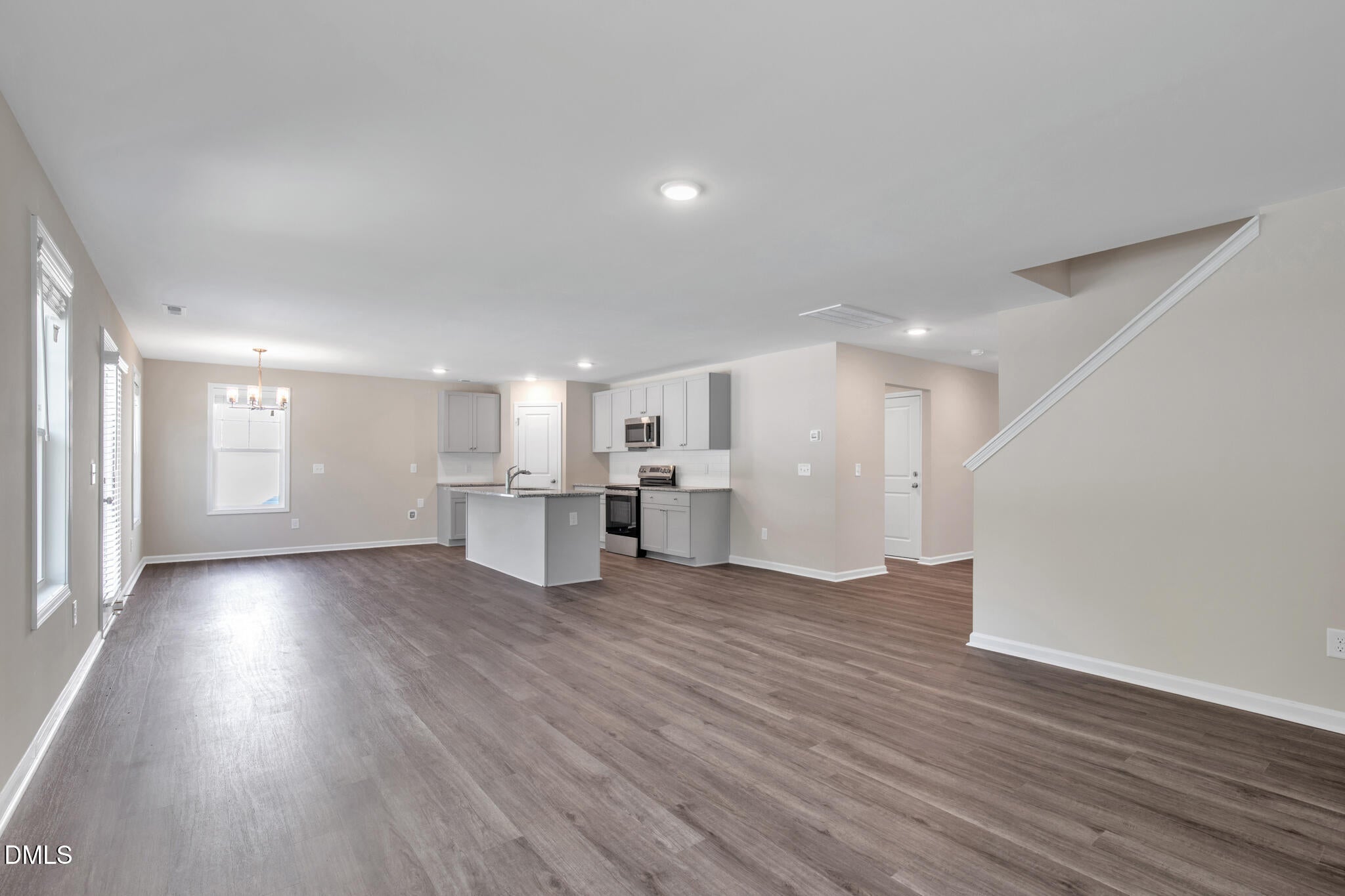 73 W Emily Gardens Drive