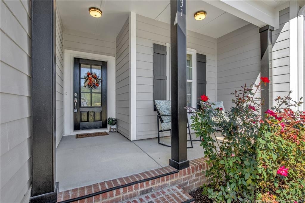 131 Crownview Lane