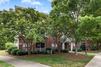 613 Ives Court Chapel Hill NC 27514
