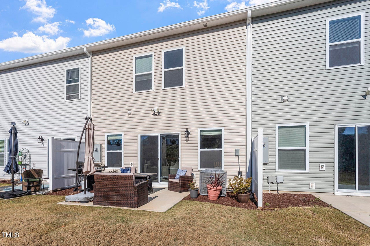 63 Pale Moss Drive