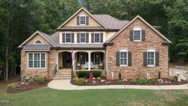 224 JOSIAH DR, CLAYTON, NC 27527 - Image 4ab7bdaa3a51c3e00095d9831c16e1b0/930170385