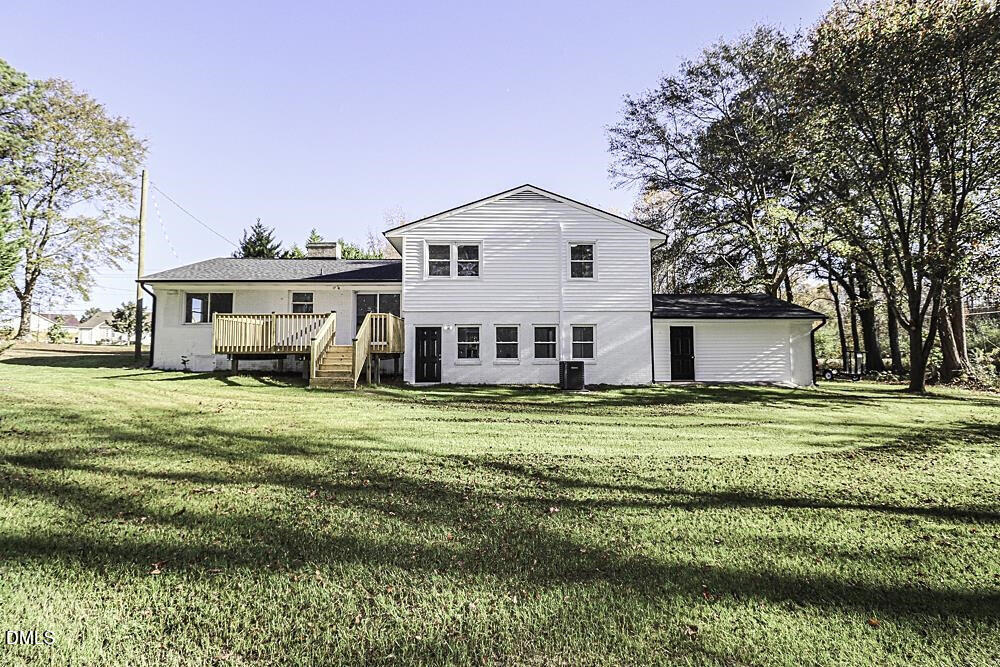 805 River Road
