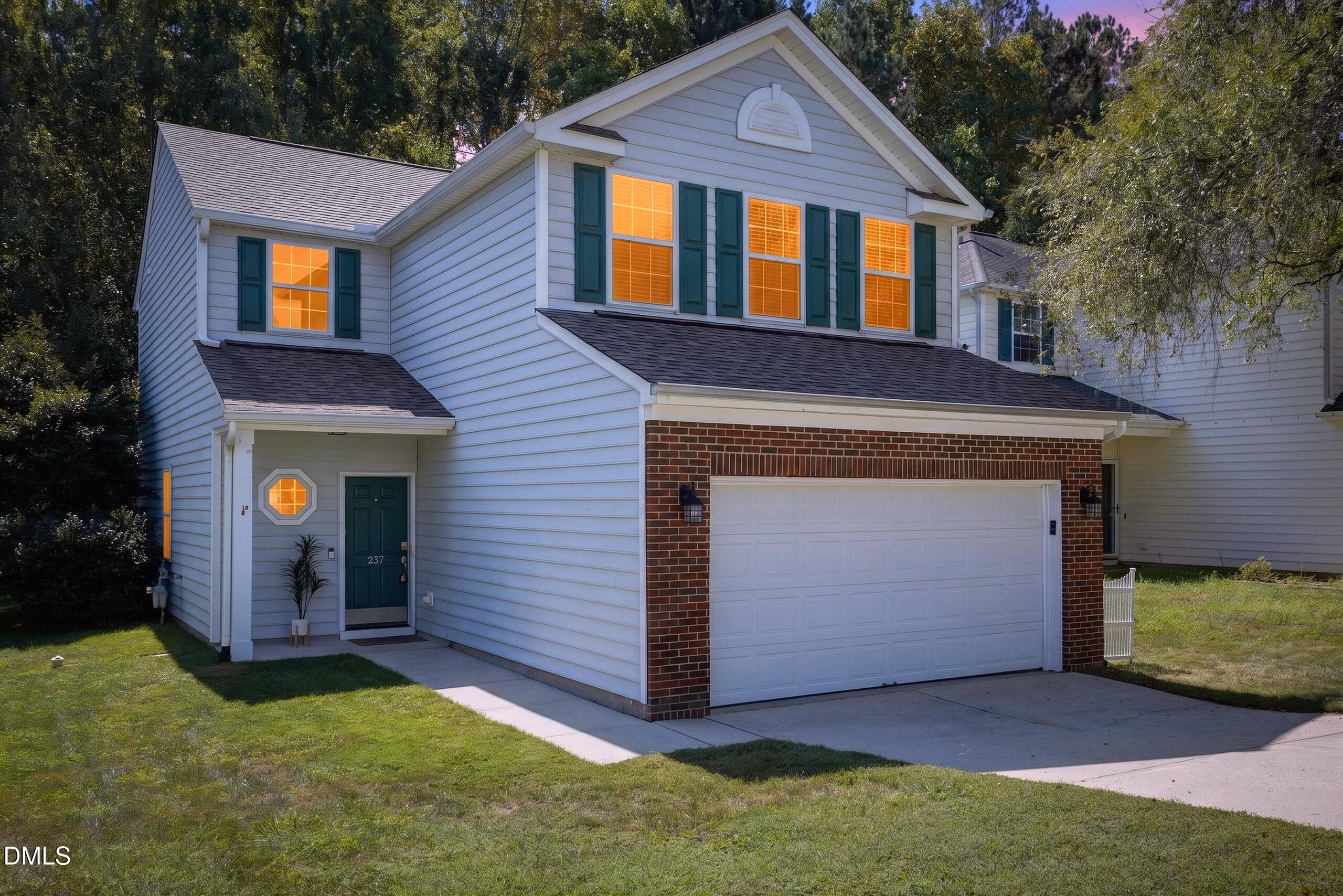 237 Inkster Cove