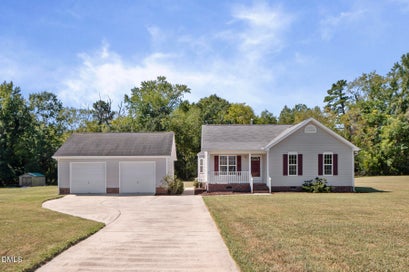 60 Candlewood Drive Zebulon NC 27597