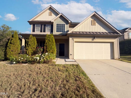 2703 FERN WILLOW CT, FUQUAY VARINA, NC 27526 - Image 4cf11261eff3f551c8f94e6bfa4aa42a/1104548211